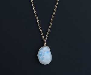 Collier pendentif en fil de pierre de lune brute, cristal de guérison, pierre naturelle spirituelle, bijou bohème en pierres précieuses, cadeau - Product Image 5