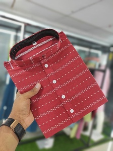 Kurtas indiens longs en coton pour hommes, en tissu de coton de qualité supérieure, tissage de coton doux de qualité supérieure, vêtements ethniques pour festivals. - Product Image 4