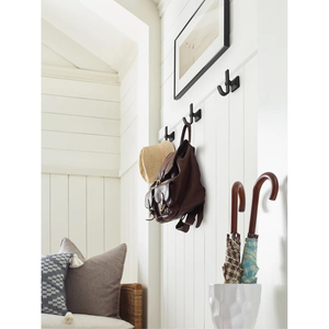 Elegante Gancho Doble de Metal con Acabado Cepillado, Solución de Colgado Resistente y Duradera - Product Image 2