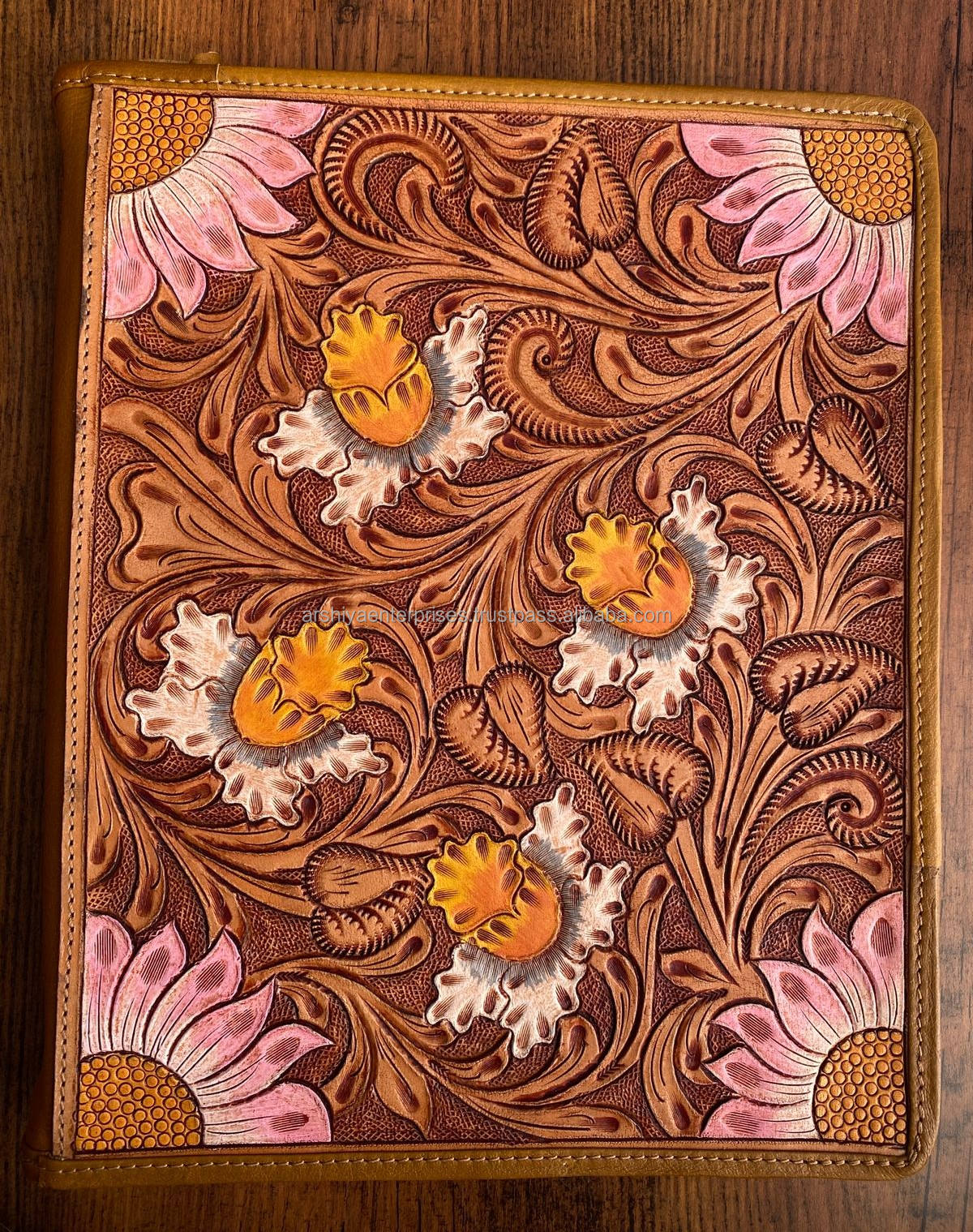 สีน้ำตาล