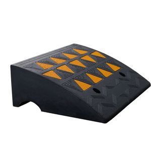 Rampa per cordoli in gomma per impieghi gravosi da 15T, larga 14,6 pollici x lunga 19,3 pollici, altezza 6 pollici per un facile accesso - Product Image 6