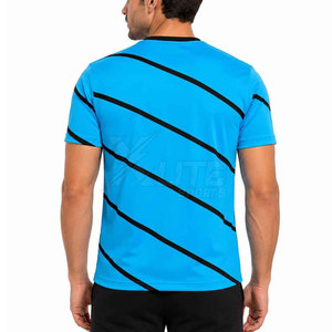 T-shirt de sport slim personnalisé avec logo pour homme, col rond, manches courtes, respirant, écologique, vêtements de sport pour l'entraînement, l'exercice et la course à pied - Product Image 5