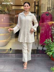 Ensemble de cordons en soie Chanderi de qualité export indienne, d'un aspect magnifique et de couleurs étonnantes, avec broderie, fournisseur d'Inde - Product Image 2