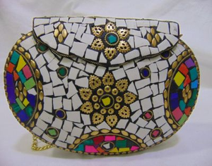 Quality Handicrafts 2026 Hot Selling Women Summer Beach Mosaic Metal Round Hand Handbag <b>Clutch</b> ladies Purse Wholesale Price - Product Image 5