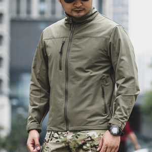 เสื้อแจ็คเก็ตมีฮู้ดแบบยุทธวิธีสำหรับผู้ชาย เสื้อผ้าทำงานกลางแจ้งสำหรับฤดูใบไม้ร่วง ระบายอากาศได้ดี กันลม เป็นมิตรกับสิ่งแวดล้อม ปิดด้วยซิป ผลิตจากโพลีเอสเตอร์ 100% แบบ Worsted - Product Image 4