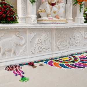 Luxury Hand Carved White Marble <b>Mandir</b> Outdoor Temple Designer Marble Pooja Mandap Custom Hindu Prayer <b>Mandir</b> Diwali - Product Image 2