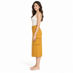 Trouvez des vêtements pratiques pour tous les jours avec la jupe cargo pour femme, dotée d'un tissu résistant, de poches spacieuses et d'un design confortable. - Product Image 3
