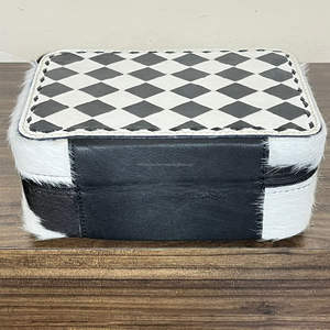 New Hand Tooled Cowhide Leather Jewelry & Cosmetic <b>Storage</b> Case With Checkered Pattern Top Zipper Travel Organizer Wholesale <b>Box</b> - Product Image 5