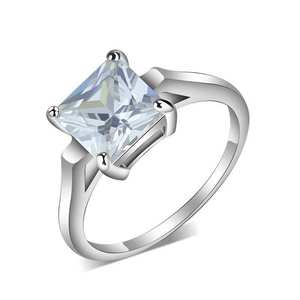 Bague en argent plaqué de qualité supérieure avec perle et diamant latéral, certifiée IGI, idéale pour les fiançailles, les mariages et le quotidien, au meilleur prix - Product Image 1