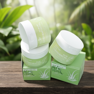 Gel d'aloe vera hydratant et apaisant à la bave d'escargot, formule 10 Zéro - Product Image 3