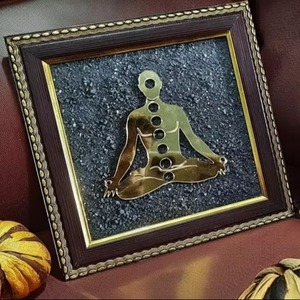 Cadre Bouddha Moderne en Pyrite – Artisanat Spirituel de Haute Qualité Fait Main pour la Décoration Intérieure, Cadeau, Vente en Gros - Product Image 2