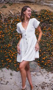 Vestido Mini Blanco de Algodón con Botones al Frente, Teñido Liso, Simple, Dulce, Ecológico, Lavable, Cuello en V, Manga Corta con Volantes - Product Image 5