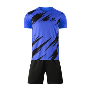 Vêtements de sport confortables pour hommes, uniforme de football 100% polyester, uniforme de football sur mesure pour hommes - Product Image 4
