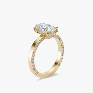 Anillo de compromiso de lujo con diamante de laboratorio de 3.50 CTW en forma de pera con halo oculto, engaste de puntas y banda plana pavé de oro de 14K - Product Image 2