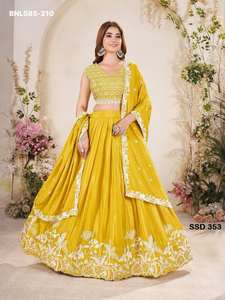 Nueva variedad de hermoso conjunto de Lehenga-Choli y Dupatta de seda Chinon con bordado de hilo y lentejuelas, proveedor indio. - Product Image 2