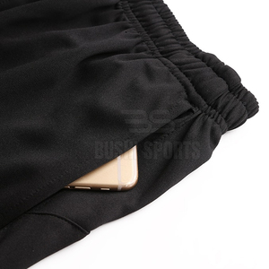 Uniforme de tenis de calidad profesional con construcción transpirable para actividades de partido. - Product Image 4
