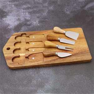 Planche à découper en bois massif |   Planche à découper de qualité supérieure pour la viande, les légumes et le pain - Product Image 4