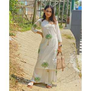 Ensemble de kurta en tissu crêpe décontracté à imprimé arbre, disponible en taille XS - Product Image 5