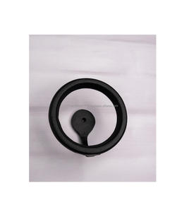 Crochets muraux en métal simples et fonctionnels pour les maisons modernes qui ont besoin d'un rangement organisé et accessible pour les articles quotidiens - Product Image 2