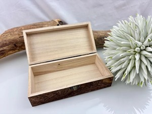 Caja de Resina Azul Hecha a Mano, Elegante Solución de Almacenamiento con Diseños de Comida, Frutas y Ángeles - Product Image 2
