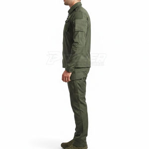 Uniforme de Paintball de Alto Rendimiento, Transpirable, Ecológico y Ligero, Ropa Deportiva Protectora Diseñada para Velocidad y Seguridad al Aire Libre - Product Image 4