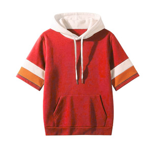 เสื้อฮู้ดแขนสั้นขายส่ง สีตัดกันที่แขนเสื้อ เสื้อฮู้ดฤดูร้อนแบบเรียบๆ เสื้อยืดมีฮู้ดแบบสวมหัวสำหรับผู้ชาย สกรีนโลโก้ตามสั่ง - Product Image 2