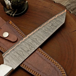 Couteau de chef en acier Damas avec étui en cuir, finition polie, style traditionnel, couteau de cuisine pour droitier - Product Image 5