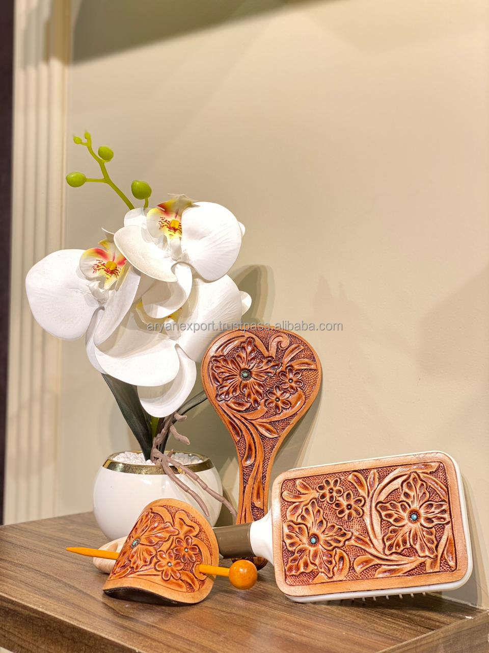 สีน้ำตาล