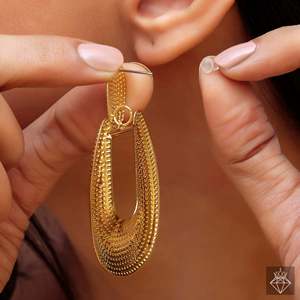 Prao ต่างหูห้อยทองคำสำหรับผู้หญิงต่างหูแฟชั่นป้องกันการเสื่อมเสียดีไซน์เป็นรูทองหรูหรา - Product Image 1