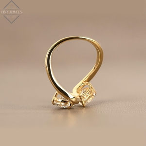 Bague de luxe en or jaune avec deux diamants, style Infinity Bypass, pour fiançailles, mariage, cadeau, fournisseur de bijoux pour femmes - Product Image 2