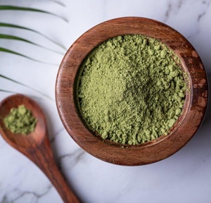 Poudre de feuilles de stévia naturelle, édulcorant zéro calorie, substitut biologique à base de plantes pour les aliments, les boissons et les compléments alimentaires, approvisionnement en vrac - Product Image 1