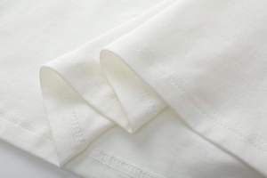 T-shirts pour hommes tendance : T-shirt blanc à col rond et manches courtes, coupe classique, tricoté, uni, décontracté - Product Image 5