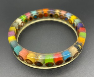 Bracelets en résine édition limitée, design spécial, couleur unie, vente en gros directe usine - Product Image 4