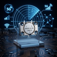 Circulateur RF à microbande X large bande 9-10 GHz haute performance à faible perte d'insertion, conception compacte pour satellite