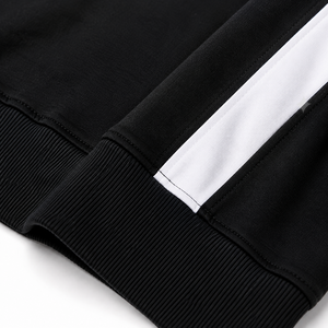 Ensemble de survêtement unisexe noir et blanc à rayures, imprimé lettres et motifs animaux, manches longues, col rond, coupe droite, style sportif, avec détails latéraux - Product Image 4