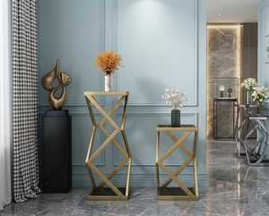 Mesa Auxiliar Decorativa Moderna de Lujo en Acero Inoxidable 304 Dorado, Base Geométrica de Metal para Decoración del Hogar y Sala de Estar - Product Image 1