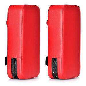 Cinq pads de frappe thaïlandais de qualité supérieure avec mousse haute densité et revêtement en cuir durable pour l'entraînement aux arts martiaux et la pratique du kickboxing - Product Image 1