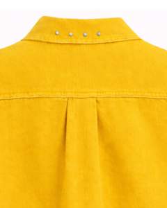 Chaqueta Vaquera Corta para Mujer en Color Amarillo Mostaza, con Cierre de Botones Frontales con Pedrería, Manga Larga, Estilo Urbano - Product Image 6