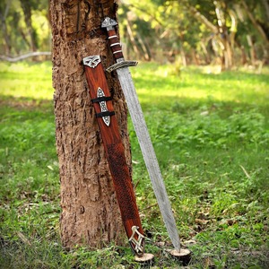 ดาบไวกิ้งเหล็กดามัสกัสทำมือ พร้อมปลอกดาบ สีดำและสีน้ำตาล ของขวัญวันเกิดและวันครบรอบ - Product Image 3