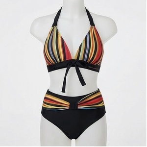 Conjunto de Bikini a Rayas para Mujer, Top Halter con Tiras Ajustables y Braguita de Cintura Alta con Cordón, Traje de Baño de Dos Piezas en Spandex y Poliéster - Product Image 1