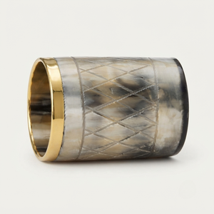 Gobelet en corne de buffle naturelle écologique, fait main, gravé de diamants, avec bordure en laiton, forme naturelle, de REHMAN CRAFT - Product Image 4