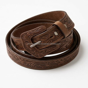 Nouvelle arrivée : ceinture en cuir marron pour homme, à motifs floraux embossés, style western, avec boucle en cuir assortie - Product Image 1