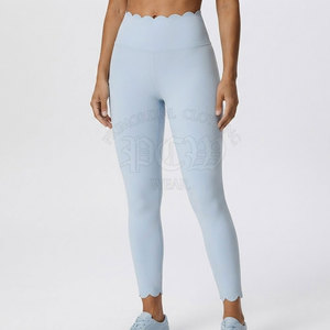 Ensemble de yoga élégant pour femme, 2 pièces, taille haute élastique, en tissu extensible léger et respirant (Spandex/Nylon) - Product Image 4