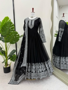 Conjunto de Salwar Kameez Dupatta Moderno de Georgette Pesado con Bordado y Relieve, para Mujer, Tallas Grandes, Rápido, para Boda o Uso Casual - Product Image 4