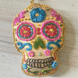 Horloge murale décorative artisanale en tissu avec broderie de perles pour ornement d'arbre de Noël, décoration artisanale pour salon - Product Image 4