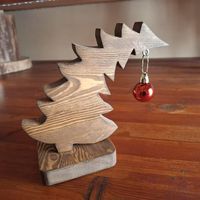 Décoration d'arbre en bois artisanale de qualité supérieure avec boules colorées pour la table de Noël, décoration de maison pour les fêtes, en vente