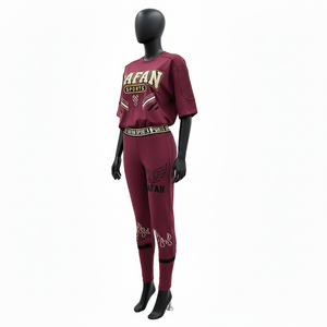 Ensemble de yoga Premium Bourgogne en coton épais 300 GSM, T-shirt oversize avec panneau côtelé aux épaules, Leggings de compression 260 GSM - Product Image 4