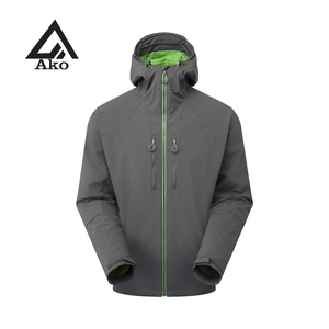 เสื้อแจ็คเก็ตซอฟต์เชลล์ลายพรางแบบยุทธวิธีสำหรับฤดูหนาว ป้องกันได้ดีเยี่ยม คอตั้ง ทรงแอคทีฟ ป้องกันลม ระบายอากาศได้ดี มีสไตล์ทันสมัย - Product Image 1