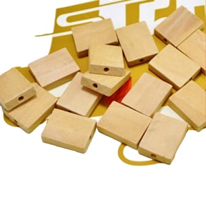 Perles en bois rectangulaires, forme personnalisée et perles en bois colorées, façonnées et dimensionnées à la main, produit artisanal indien - Product Image 1