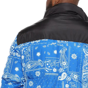 Chaqueta Acolchada Azul con Estampado Paisley para Hombre, con Paneles Negros en los Hombros, Cierre de Cremallera Resistente al Viento, Abrigo Casual de Invierno - Product Image 2